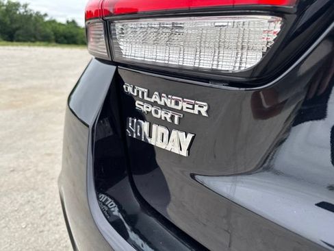 Used 2025 Mitsubishi Outlander Sport LE AWD/4WD image 8