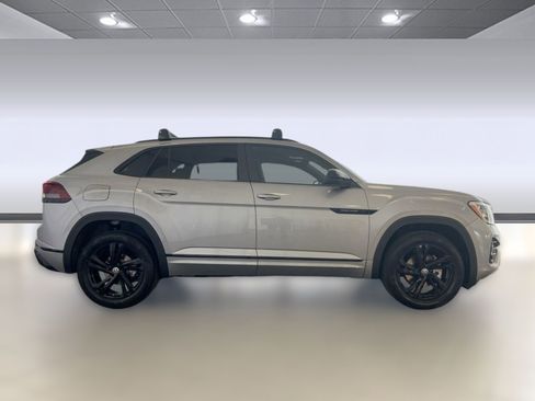 New 2026 Volkswagen Atlas Cross Sport SEL R-Line AWD/4WD image 8