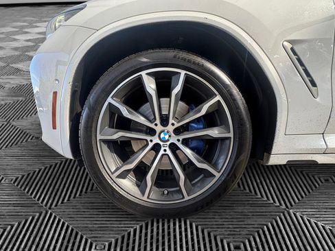 Used 2019 BMW X4 M40i image 9