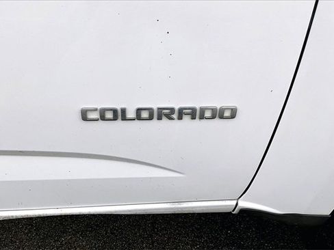 Used 2015 Chevrolet Colorado W/T image 25