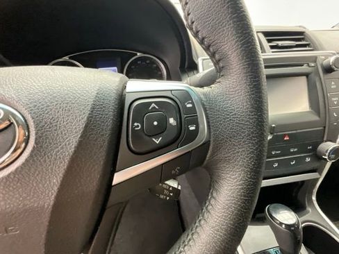 Used 2015 Toyota Camry SE FWD image 15