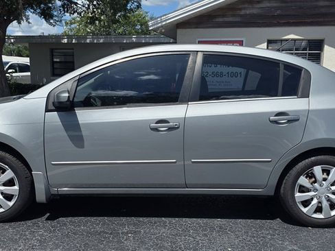 Used 2008 Nissan Sentra 2.0 S FWD image 3