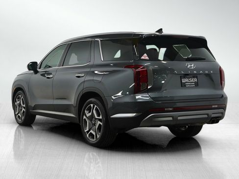 Used 2024 Hyundai Palisade Limited image 3