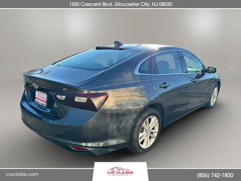 Used 2016 Chevrolet Malibu LT w/ Driver Confidence Package image 5