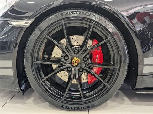 Used 2017 Porsche 911 Carrera S w/ Sport Package RWD image 10