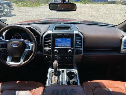 Used 2018 Ford F150 King Ranch w/ Equipment Group 601A Luxury AWD/4WD image 19