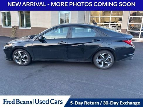 Used 2023 Hyundai Elantra SEL w/ Convenience Package FWD image 6