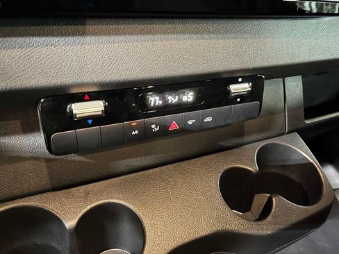 Used 2026 Mercedes-Benz Sprinter 2500 image 34