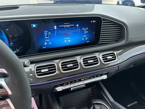 Used 2024 Mercedes-Benz GLE 63 AMG S image 4