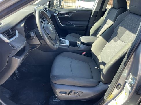 Used 2024 Toyota RAV4 XLE image 10