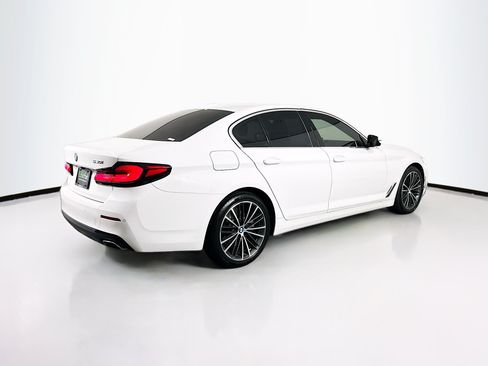 Used 2022 BMW 530i w/ Convenience Package RWD image 9