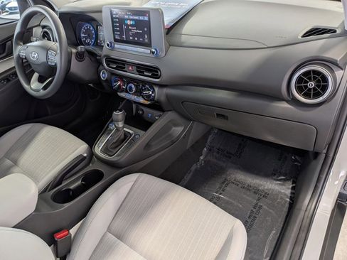 Used 2023 Hyundai Kona SEL AWD/4WD image 21