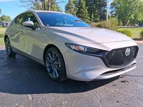 Used 2024 MAZDA MAZDA3 s FWD image 7