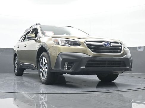 Used 2021 Subaru Outback Premium image 63