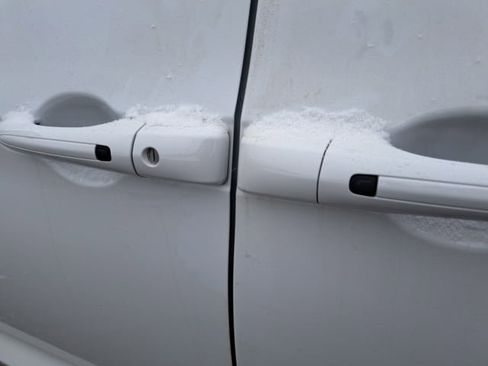 New 2026 Chrysler Pacifica Select image 13