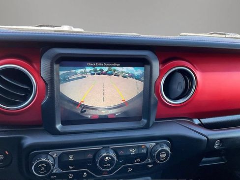 Used 2019 Jeep Wrangler Unlimited Rubicon AWD/4WD image 14