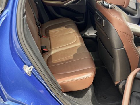 Used 2020 BMW X6 M50i w/ Premium Package AWD/4WD image 28