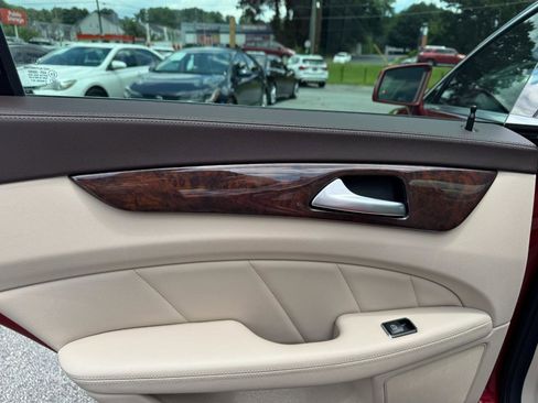 Used 2018 Mercedes-Benz CLS 550 4MATIC image 27