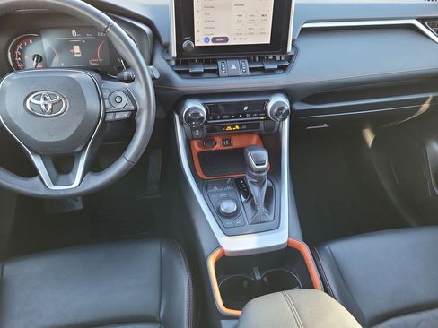 Used 2024 Toyota RAV4 Adventure image 10