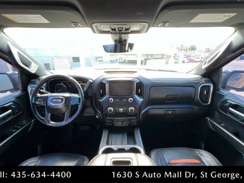 Used 2020 GMC Sierra 1500 AT4 w/ Off-Road Performance Package image 9