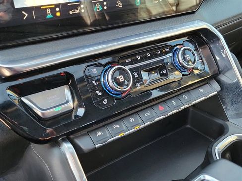 Used 2023 GMC Sierra 1500 Denali image 30