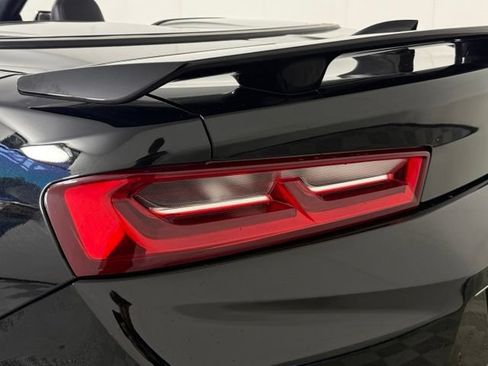 Used 2017 Chevrolet Camaro ZL1 RWD image 15