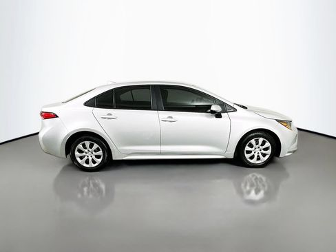 Used 2024 Toyota Corolla LE FWD image 4