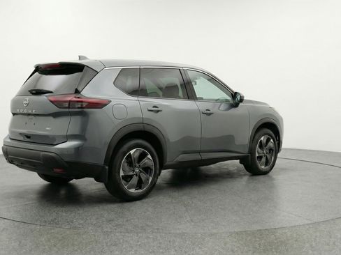 Used 2025 Nissan Rogue SV FWD image 9