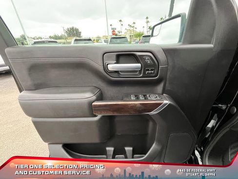 Used 2020 GMC Sierra 1500 SLT w/ X31 Off-Road Package image 22