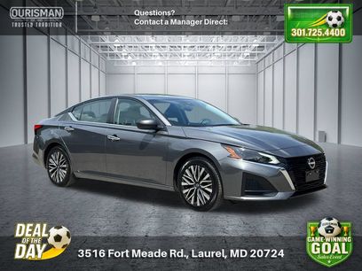Used 2025 Nissan Altima 2.5 SV
