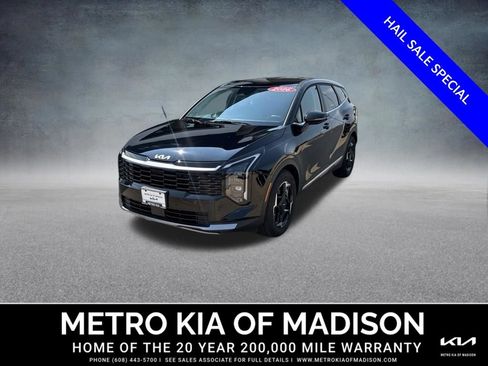 Used 2026 Kia Sportage EX FWD image 1