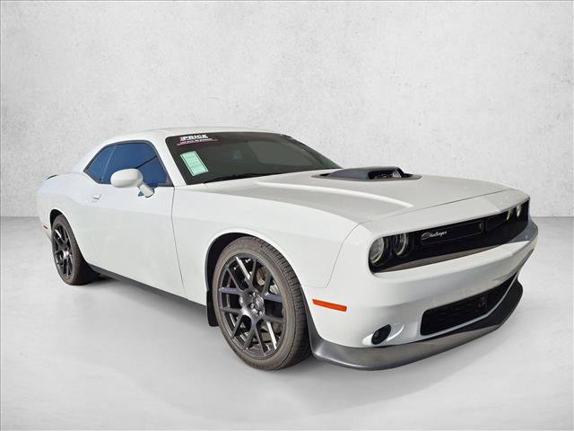 Used 2017 Dodge Challenger R/T Scat Pack RWD image 3