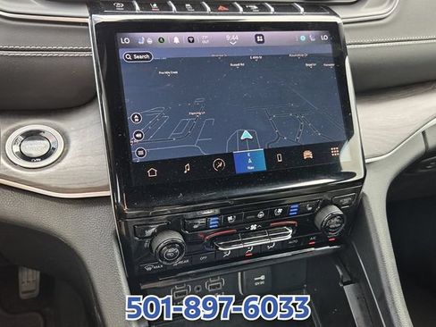 Used 2024 Jeep Grand Cherokee L Limited w/ Luxury Tech Group II AWD/4WD image 20