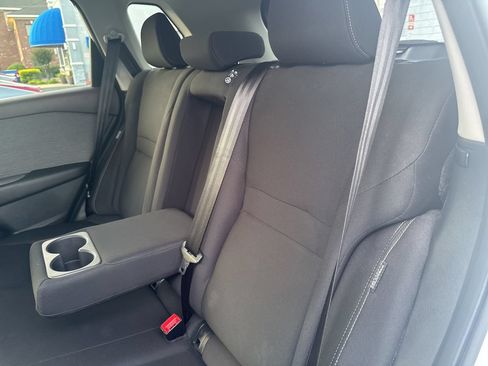 Used 2023 Nissan Rogue S AWD/4WD image 30