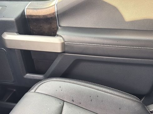 Used 2022 Ford F350 Lariat w/ Lariat Ultimate Package image 27