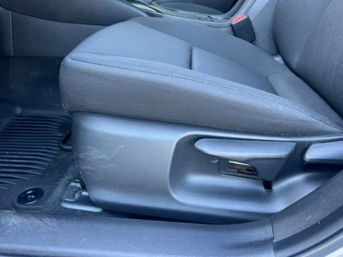 Used 2023 Toyota Corolla LE image 13