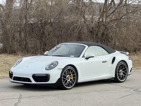 Certified 2019 Porsche 911 Turbo S image 6