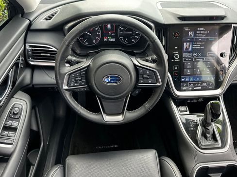 Used 2024 Subaru Outback Limited image 13