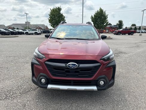 Certified 2025 Subaru Outback Limited AWD/4WD image 8