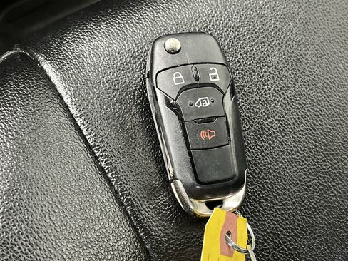 Used 2023 Ford Transit 250 Medium Roof AWD w/ Load Area Protection Package image 19