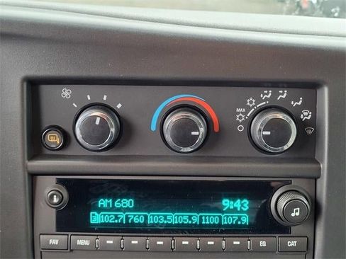 New 2024 GMC Savana 2500 w/ Driver Convenience Package image 21