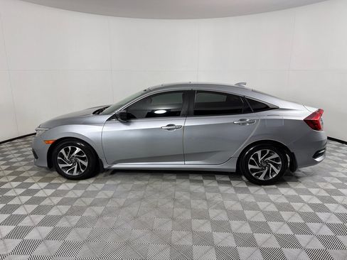 Used 2017 Honda Civic EX image 7