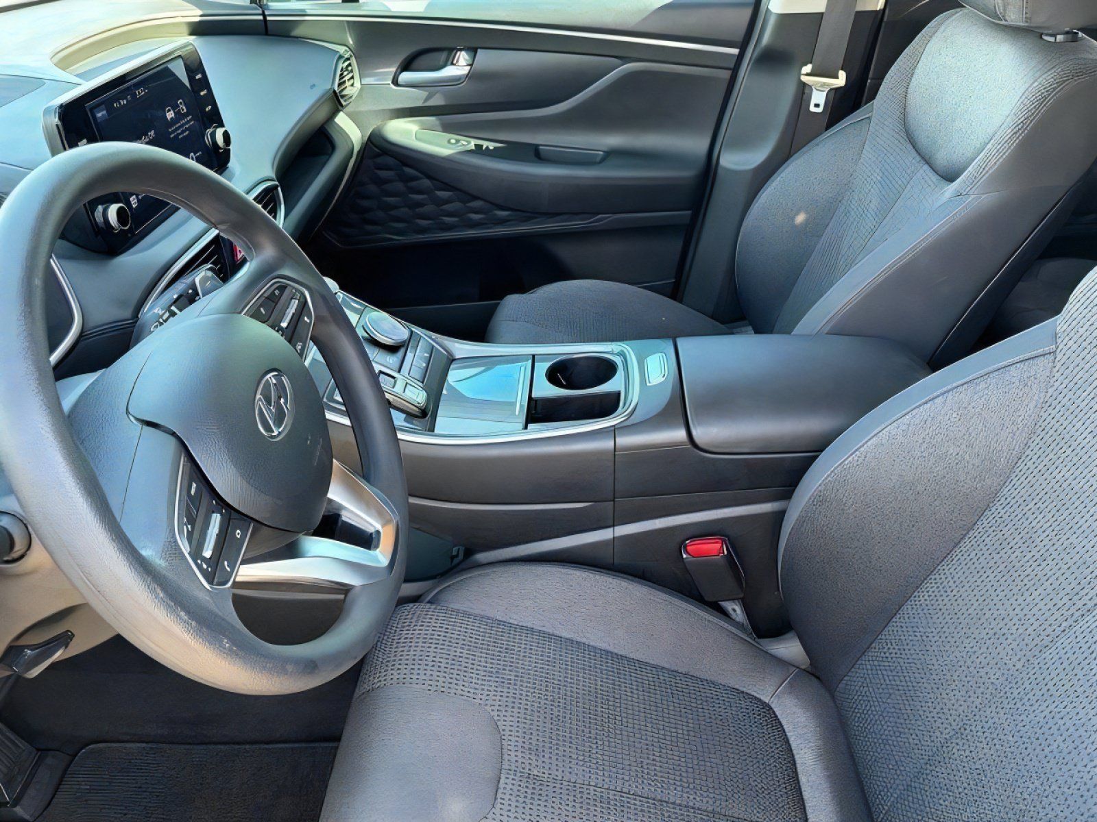 Used 2022 Hyundai Santa Fe SEL FWD image 14