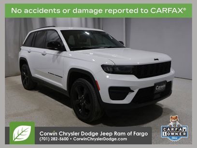 Used 2023 Jeep Grand Cherokee Altitude