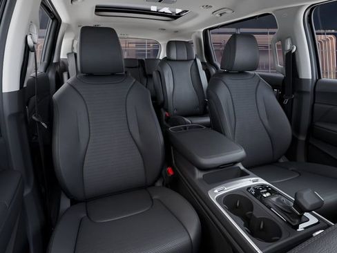 New 2026 Kia Carnival SX Prestige FWD image 15