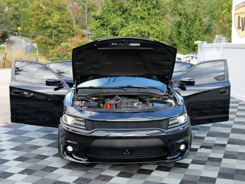 Used 2018 Dodge Charger R/T image 51