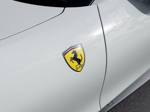 Used 2024 Ferrari Roma Spider image 39