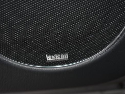 Used 2022 Genesis GV70 2.5T w/ Select Package image 17