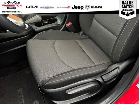 Certified 2024 Kia Forte LXS w/ LXS Technology Package image 16