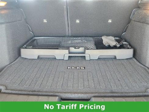 Certified 2025 Nissan Kicks SR image 30